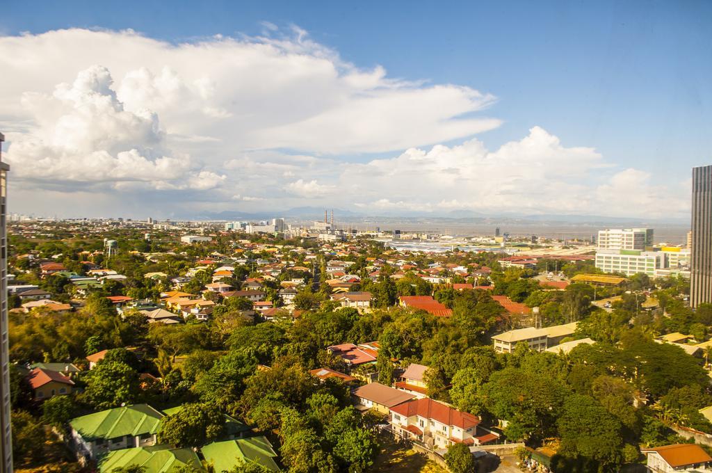 Titan Condo At Studio City Tower 1 Alabang Manila Exterior photo