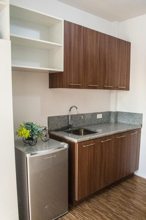 Titan Condo At Studio City Tower 1 Alabang Manila Exterior photo